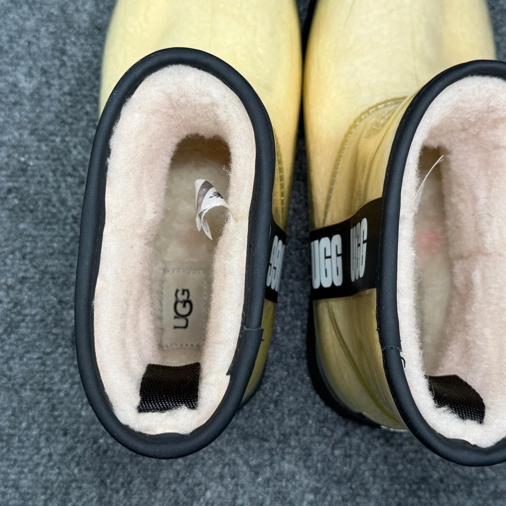 UGG Classic Clear Mini Boots Women's 9 Shearling Waterproof Winter Snow Shoes